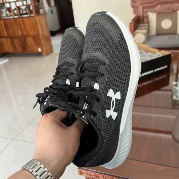 Giay Under Armour Charged Rogue 3 'Black Grey' 3026020-002