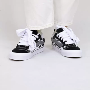 Giay Vans Knu Skool 'Black and White' VN0009QCCJJ