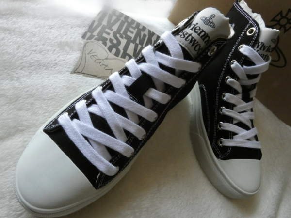 Giay Vivienne Westwood 'Black White' 75010001WW0004N401