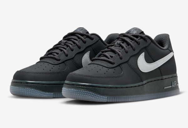 Giay Nike Air Force 1 GS 'Reflective Swoosh' FV3980-001