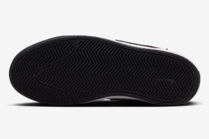 Giay Nike SB React Leo 'Black Electro Orange' DX4361‑002