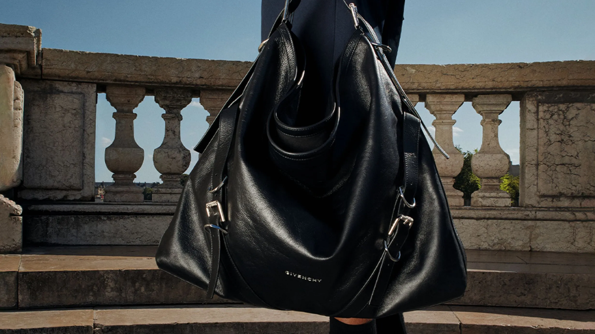 6 chiếc túi Givenchy sành điệu cho tủ quần áo hàng ngày của bạn Hinh anh 7: 6 chiec tui Givenchy sanh dieu cho tu quan ao hang ngay cua ban