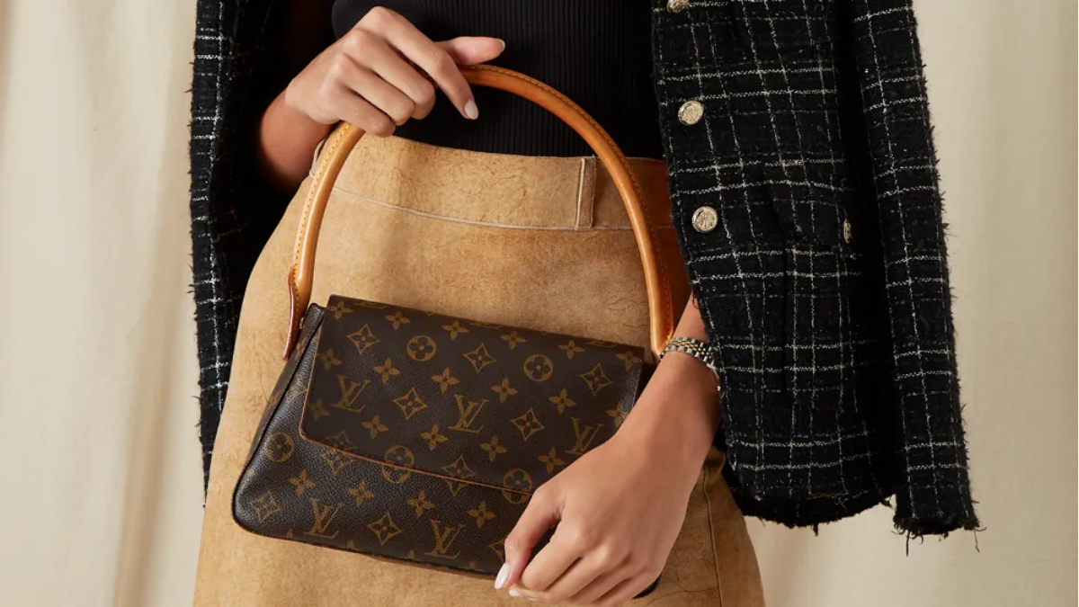 Hinh anh 6: Kham pha tay nghe thu cong tuyet voi cua tui xach Louis Vuitton