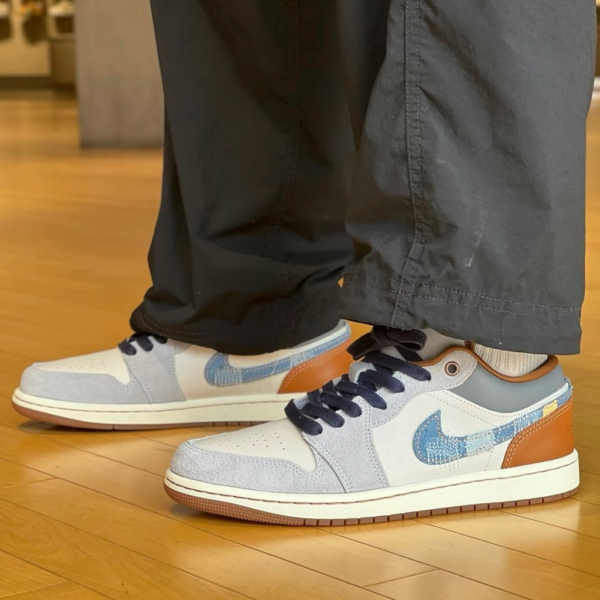 Giay Nike Air Jordan 1 Low SE Phantom 'Denim Swoosh' FZ5042-041