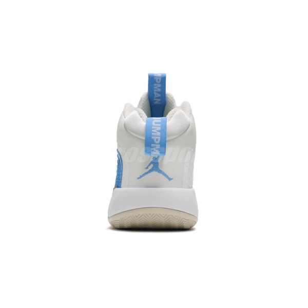 Giay Nike Air Jordan Jumpman 2021 'White Blue' FD9908-141