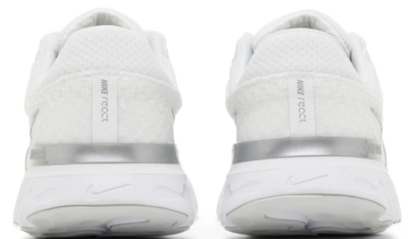 Giay Nike Infinity Flyknit 3 'White Metallic Silver' DD3024‑101