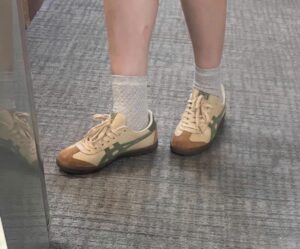 Giay Onitsuka Tiger Tokuten 'Beige Brown Green' 1183C129-250