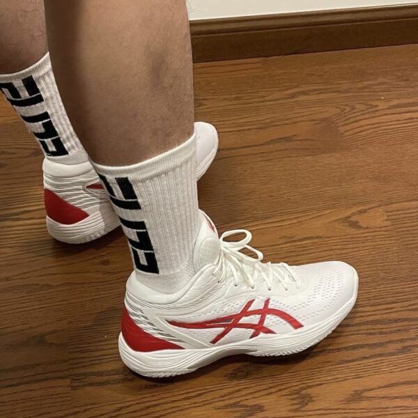 Giay Asics Gelhoop V14 'White Classic Red' 1063A060-104
