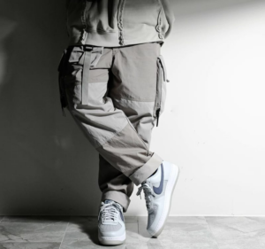 Giay Nike Air Force 1 ’07 LV8 ‘Platinum Light Carbon’ FJ4170-001