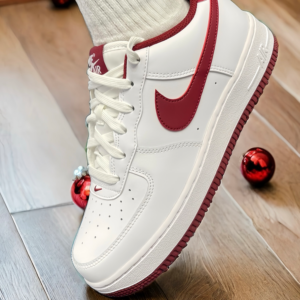 Giay Nike Air Force 1 LV8 'White Red' FV5948-105