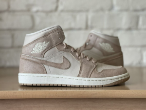 Giay Nike Air Jordan 1 Mid 'Legend Brown Tan' FJ3448-200