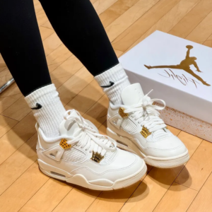 Giay Nike Air Jordan 4 'Sail Metallic Gold' AQ9129-170