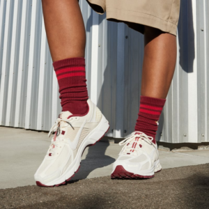 Giay Nike Air Zoom Vomero 5 'Valentine's Day' HF0737-111