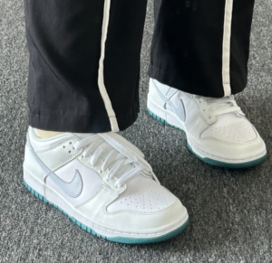 Giay Nike Dunk Low ‘Features Green’ FD9911-101