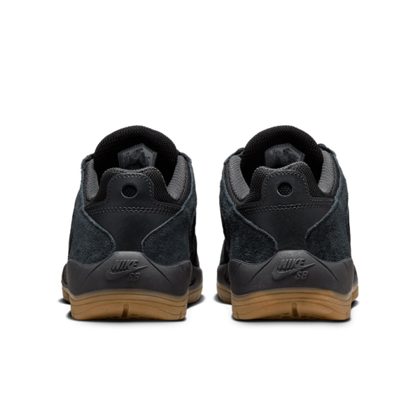 Giay Nike SB Vertebrae 'Black Gum' FD4691-001