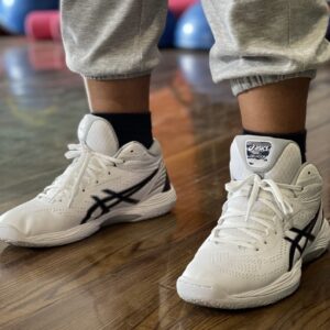 Giay Asics Gelhoop V14 'White Green' 1063A050-103