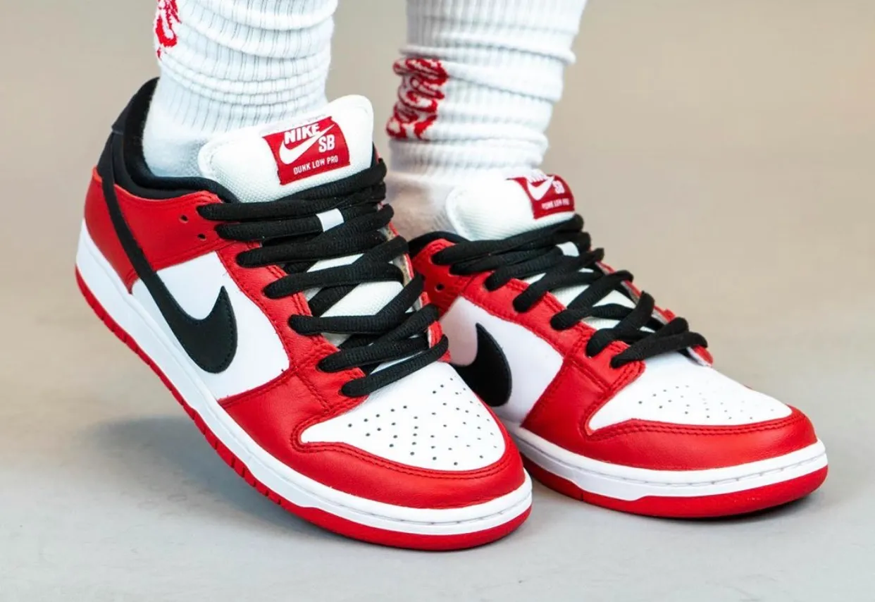 Hinh anh 2: Nike SB Dunk Low ‘Chicago’ da tro lai sau bao ngay cho doi