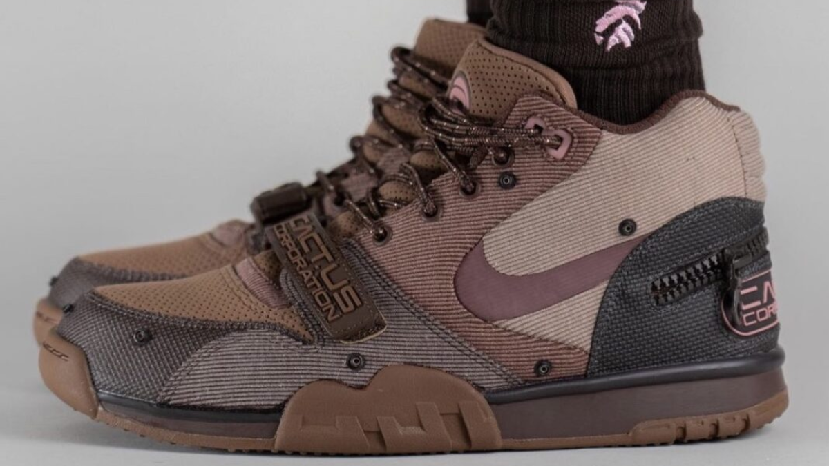 Hinh anh 10: Trieu dai sneaker khong the ngung cua Travis Scott (Phan 2)