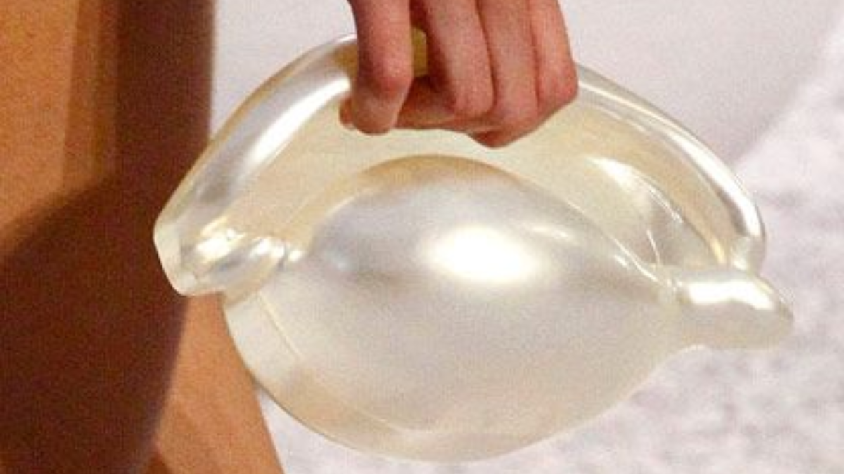 Hinh anh 5: Vuot thoi trang – Tui xach Chanel trong nghe thuat