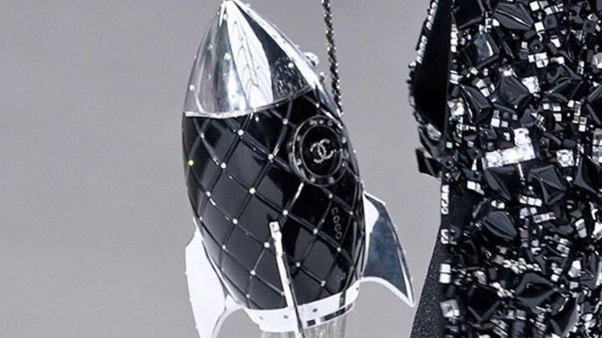 Hinh anh 7: Vuot thoi trang – Tui xach Chanel trong nghe thuat