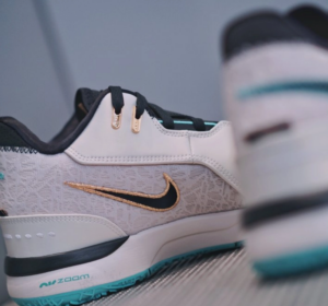 Giay Nike Zoom LeBron NXXT Gen AMPD 'Liverpool FC' FJ1566-101