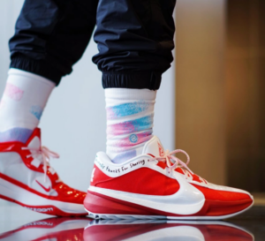 Giay Nike Zoom Freak 5 'Weekend Red' FJ4248-600