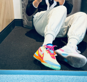 Giay Nike LeBron NXXT Gen Ampd 'Multi-Color' FZ7885-500