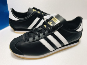 Giay Adidas Country 'Black White' FV1224