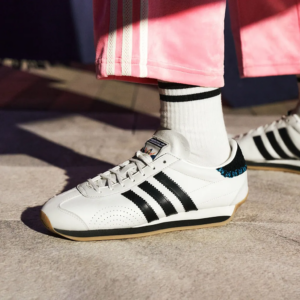 Giay Adidas Country x Fefei Ruan 'Chinese New Year Pack' ID1142