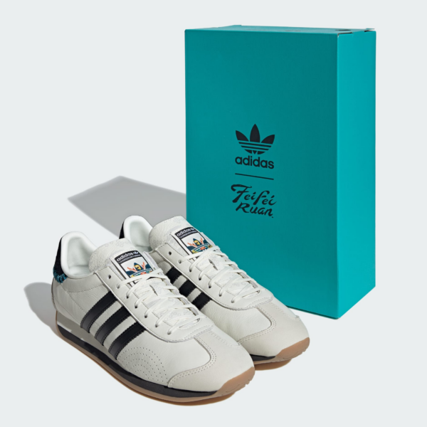 Giay Adidas Country x Fefei Ruan 'Chinese New Year Pack' ID1142