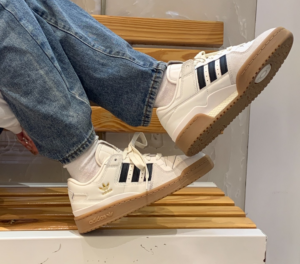 Giay Adidas Forum 84 Low CL 'White Black Gum' IG3769