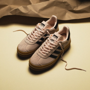 Giay Adidas Gazelle Bold 'Wonder Quartz Black Gum' IE0429