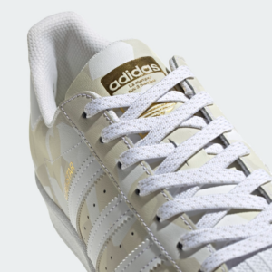 Giay Adidas Superstar 'Cloud White Camo' FW6013