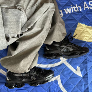 Giay Asics Gel Quantum Kinetic 'Grey Black' 1203A270-023