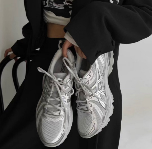 Giay Asics Gel‑Flux 4 'Grey' 1011B832‑020