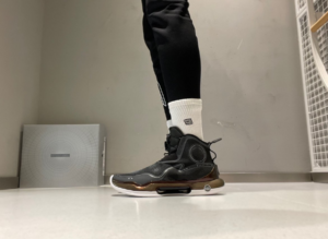 Giay Lining Evolution 'Black' ABAR041-2