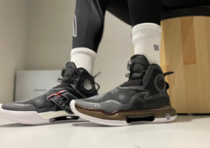 Giay Lining Evolution 'Black' ABAR041-2