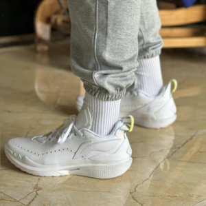 Giay Lining JB2 'White' ABAT081-12