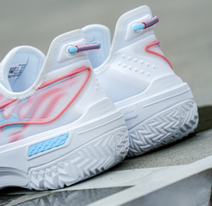 Giay Lining Jie Ao 'White Flame' ABFU019-8