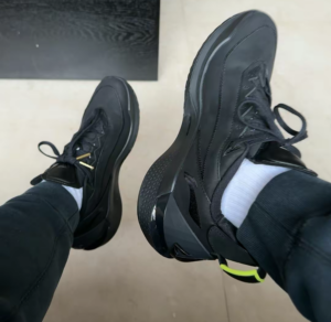 Giay Lining Jimmy Butler 2 'BigFace Coffee' ABAT081-10