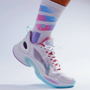 Giay Lining Ultra Light 'White Multi' ABAU011-4