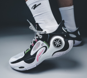 Giay Lining Wade Fission 8 'Panda' ABPT029-3