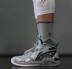 Giay Lining Yushuai 16 Mid 'Ape Camo' ABAS053-5