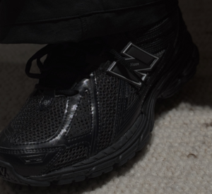 Giay New Balance 1906R 'Black Metallic Silver' M1906RJB