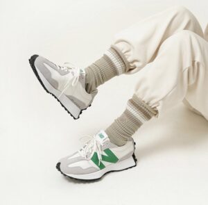 Giay New Balance 327 'White Green' WS327LG