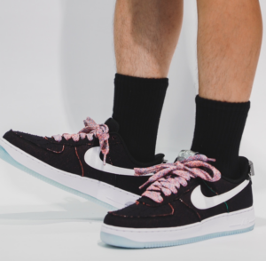 Giay Nike Air Force 1 Low 'Have A Nike Day' FN8883-011