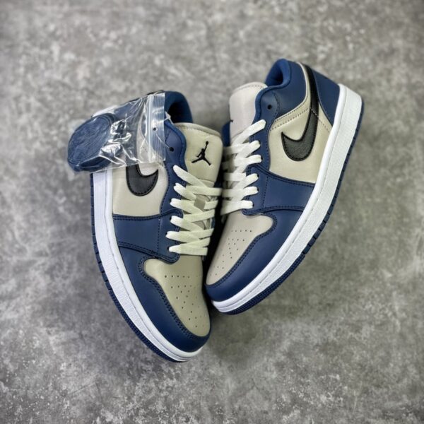 Giay Nike Air Jordan 1 Low 'Georgetown' DC0774-402