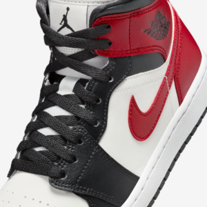 Giay Nike Air Jordan 1 Mid 'Gym Red Off Noir' BQ6472-160