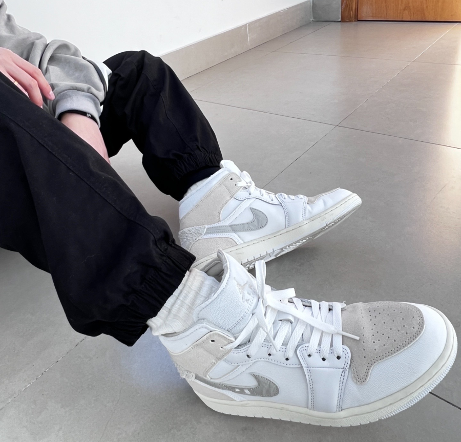 Giày Nike Air Jordan Mid SE Craft 'White Sail' DM9652-120