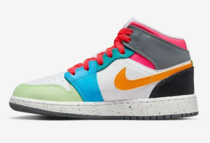 Giay Nike Air Jordan 1 Mid SE 'Multi' FN1190-100